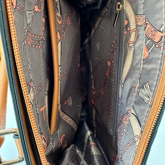 Faux Leather Handbag purse NWOT orangish tan color beautiful interior fabric - Picture 6 of 8